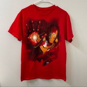 Disney marvel iron man shirt red medium